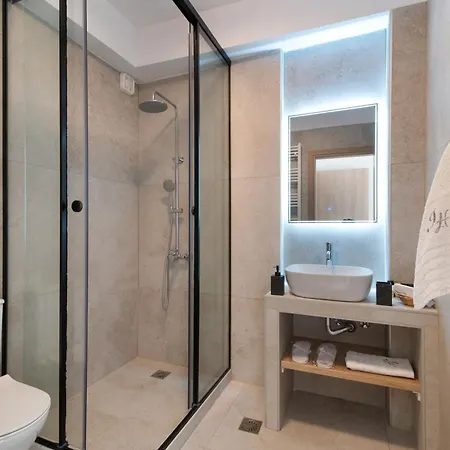 Ionian Hospitality Alia 1 فيلة نِكيانا